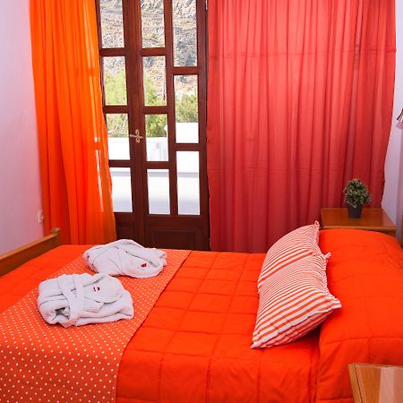 Irini'S Rooms Fteoura Камари Экстерьер фото