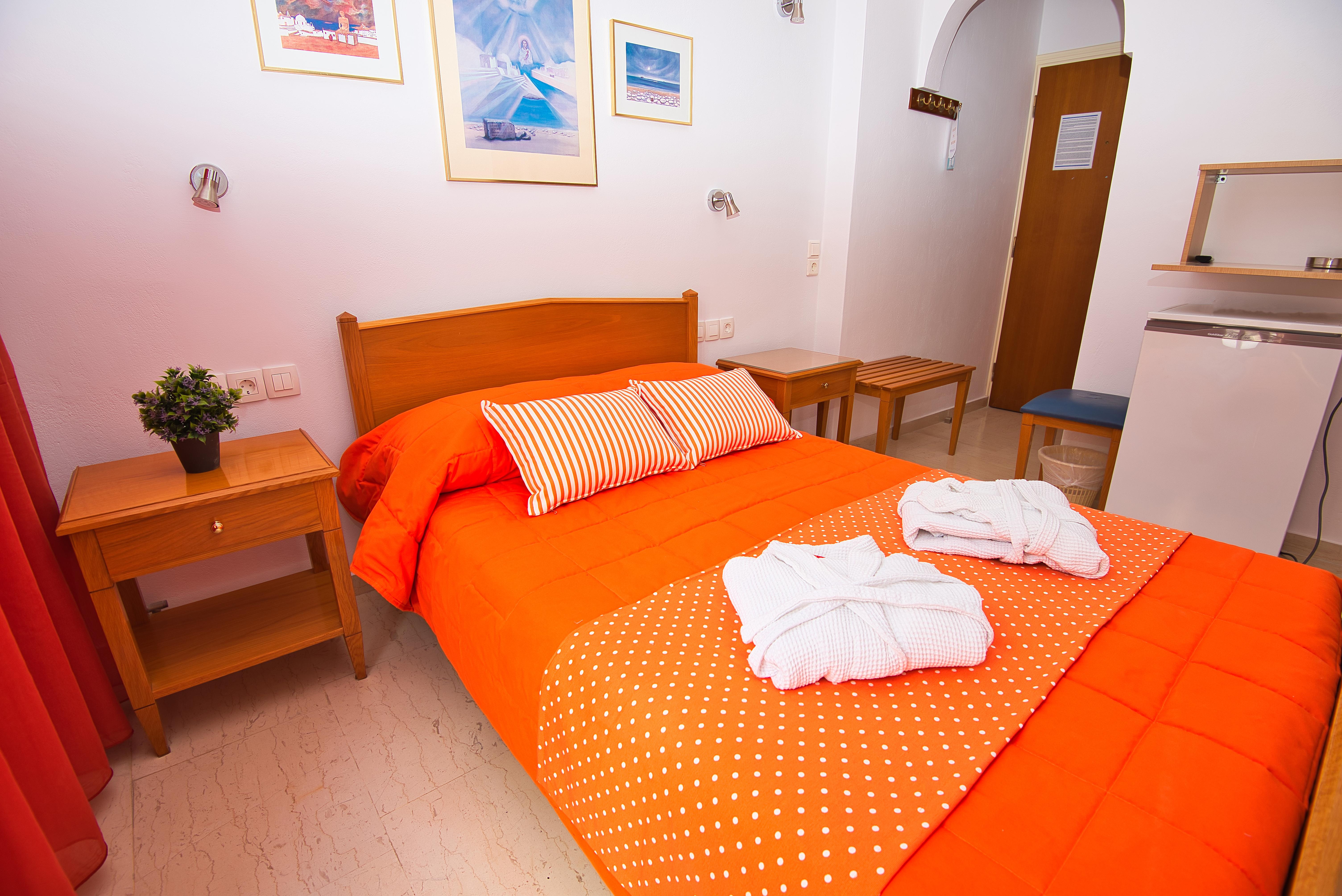 Irini'S Rooms Fteoura Камари Экстерьер фото