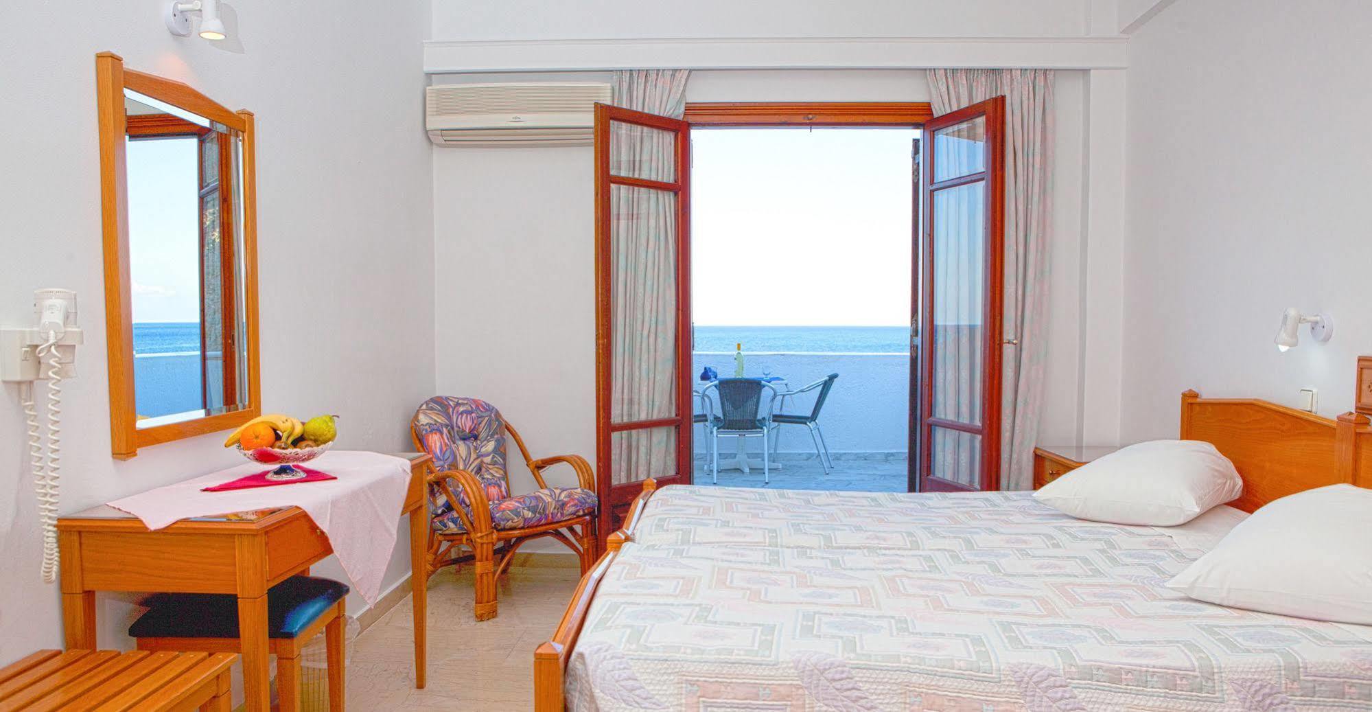 Irini'S Rooms Fteoura Камари Экстерьер фото