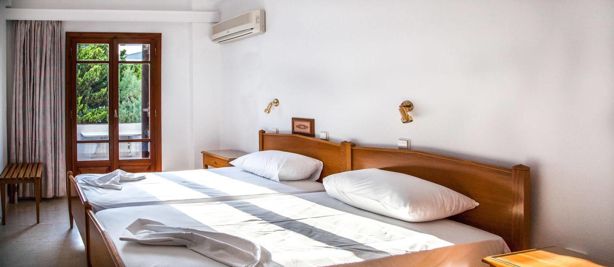 Irini'S Rooms Fteoura Камари Экстерьер фото