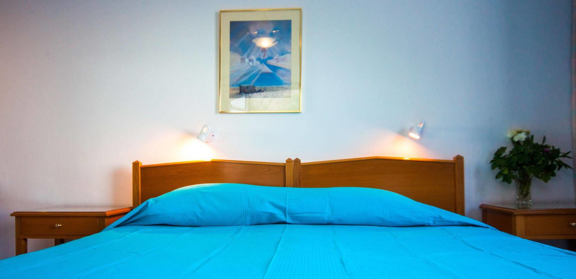 Irini'S Rooms Fteoura Камари Экстерьер фото