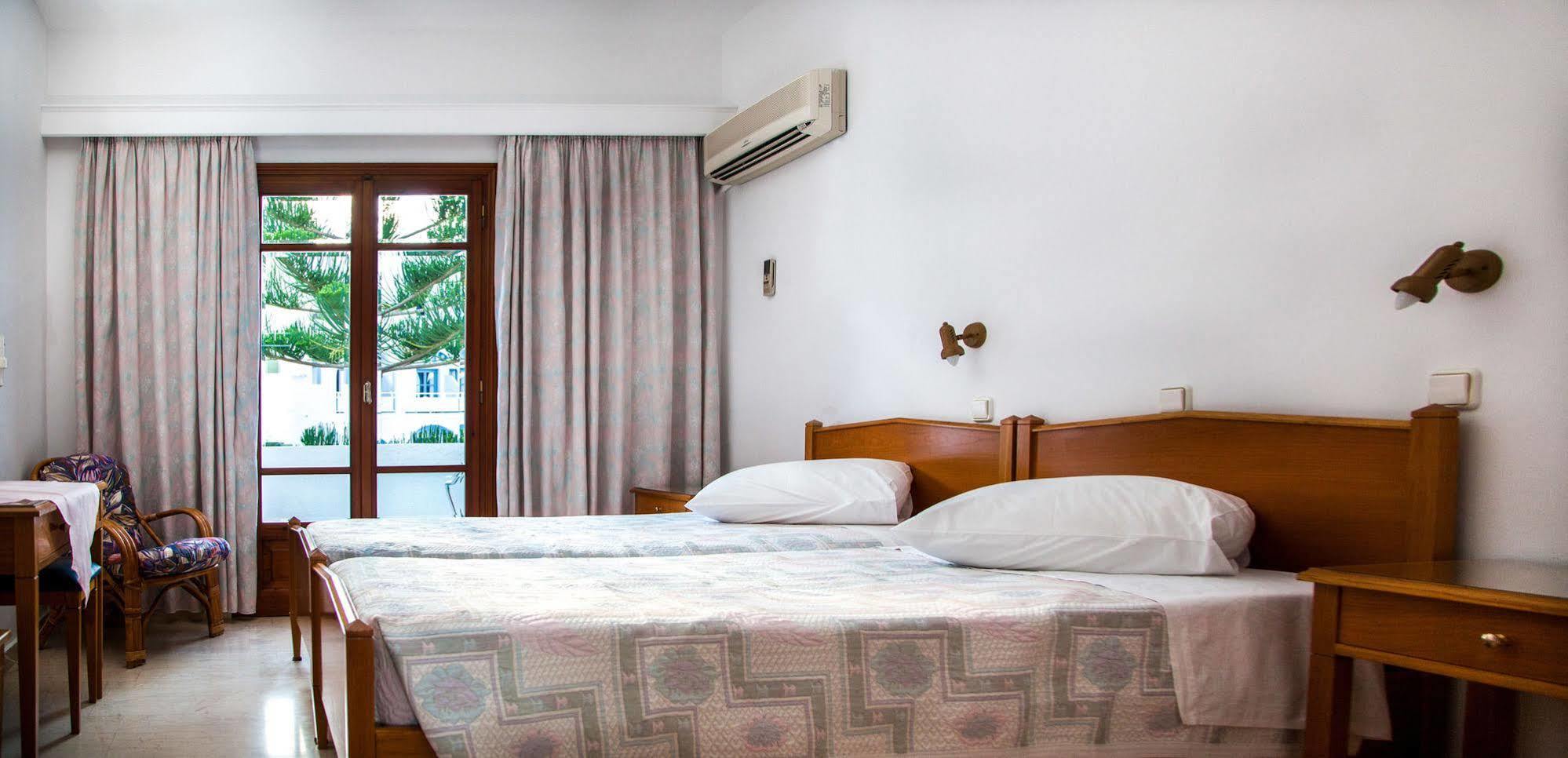 Irini'S Rooms Fteoura Камари Экстерьер фото